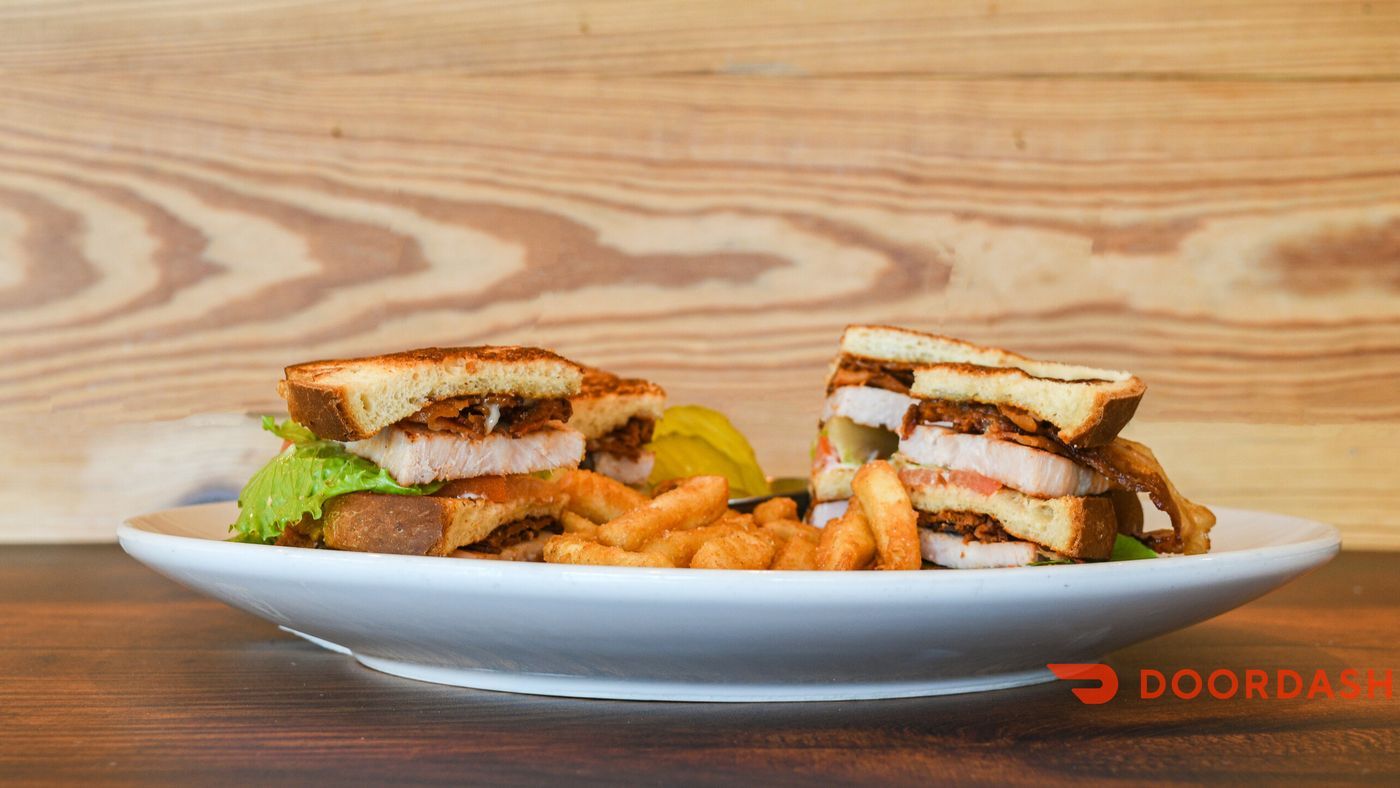 TURKEY CLUB SANDWICH