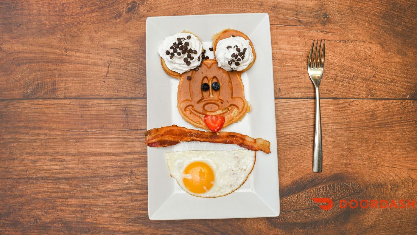 MICKEY MOUSE PANCAKE